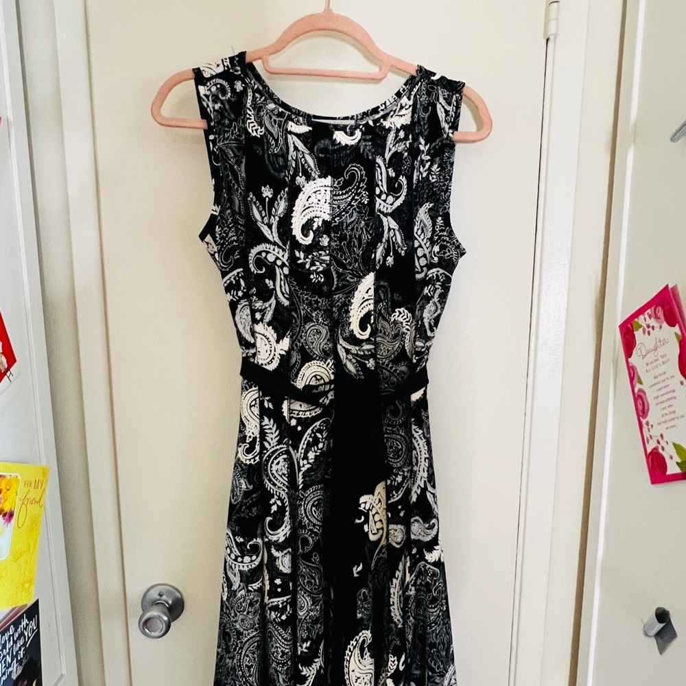 Black and White Paisley Women's Dress